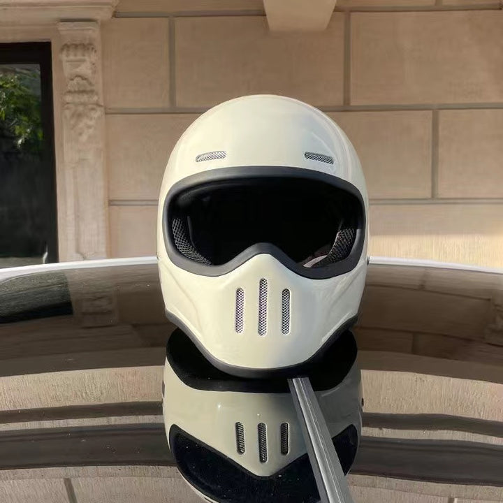 Premium Full Face Motorcycle Helmet – Retro Tokyo Style, Fiberglass, Clear Visor, Japan TT Design, Casco Moto for Men & Women, Lightweight, Comfortable, Stylish